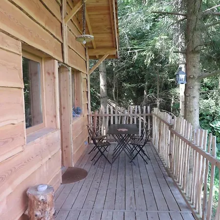 La Aux Sapins Bed & Breakfast 3*